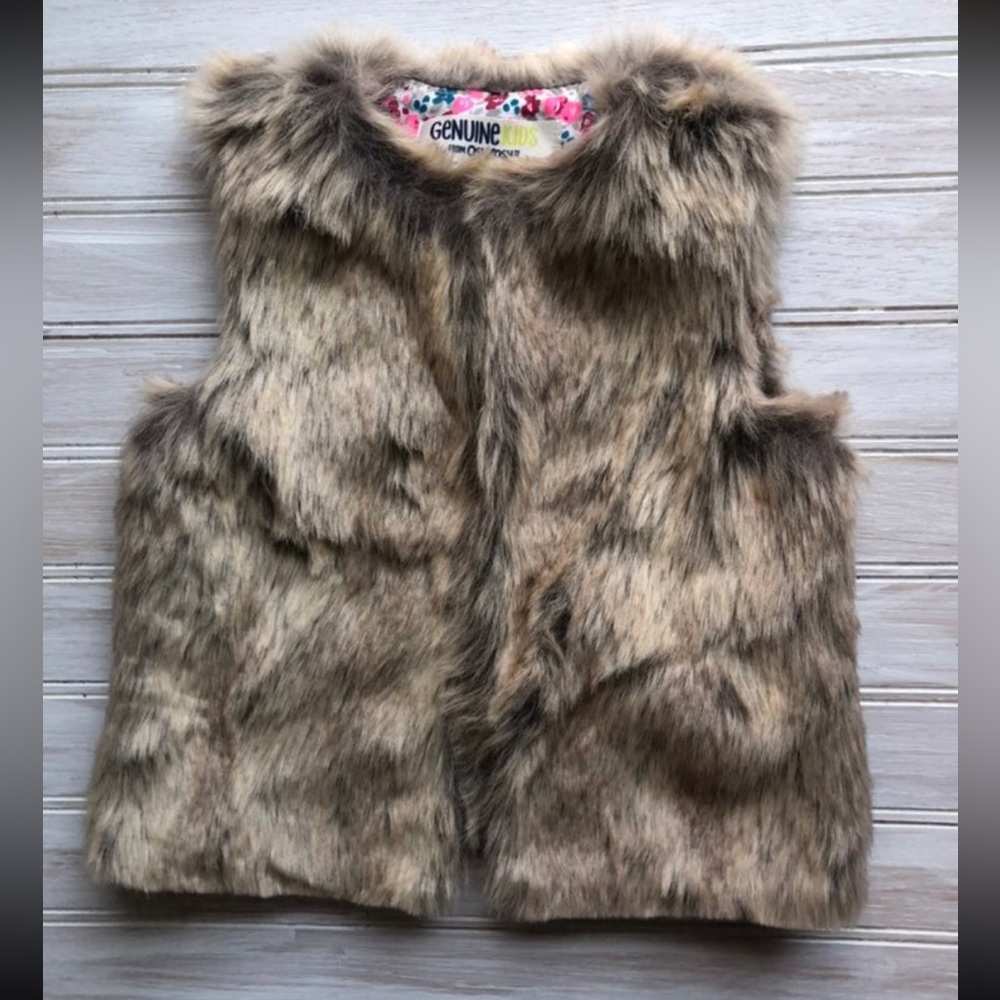 Osh Kosh 2T Faux Fur Vest
